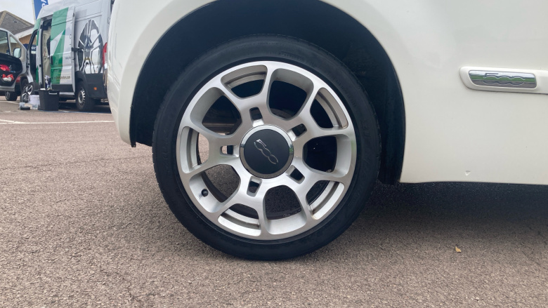 Fiat 500 1.2 Lounge 3dr [Start Stop] Petrol Hatchback